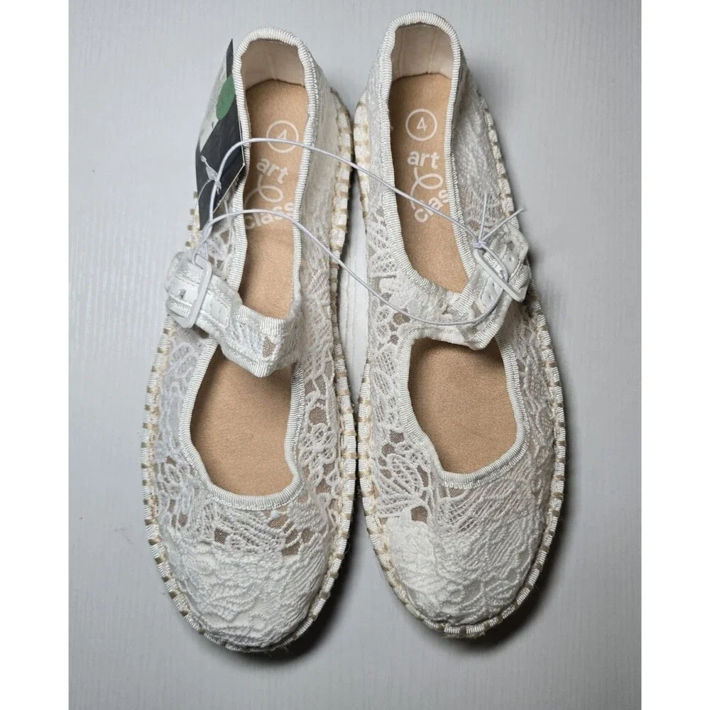 Art Class Kids White Madeline Lace Espadrille Mary Jane Flats Girls Size 4 NWT